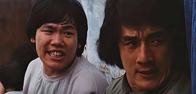 4 火星坦言接受訪問是想借機會跟成龍「計吓啲舊數」，又指替對方拍了很多戲，「我希望.jpg