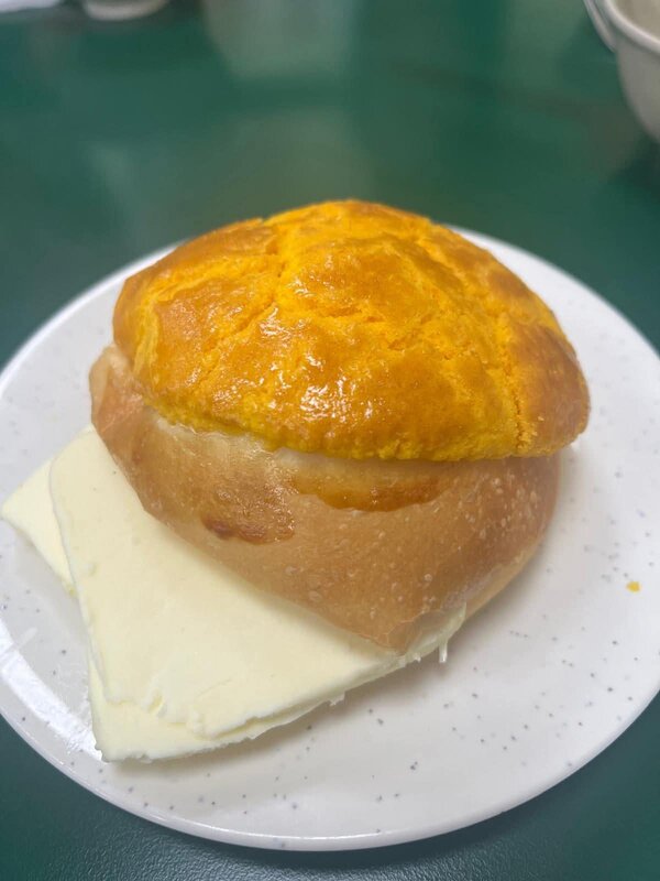 菠蘿油.jpg