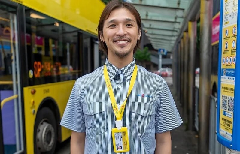 1 黃又南42歲生日挑戰賽車 自爆考獲多個駕駛執照成車牌王：我真係乜都敢試㗎.jpg