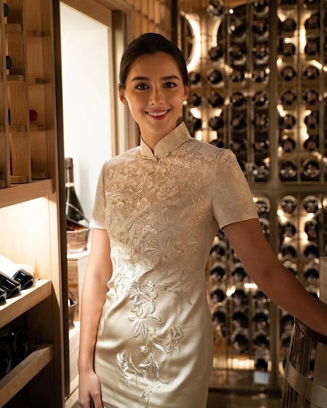 1  謝嘉怡近年轉戰商界，有業務已遠至盈利階段，成為商界女強人。.jpg