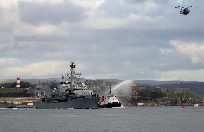 HMS Richmond  F239   -  102.jpg