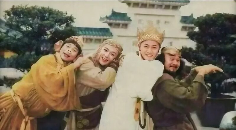 4 網民貼出《西遊記(貳)》相關照片，期望江華亦在場，師徒組合就可以「齊人」。.jpg