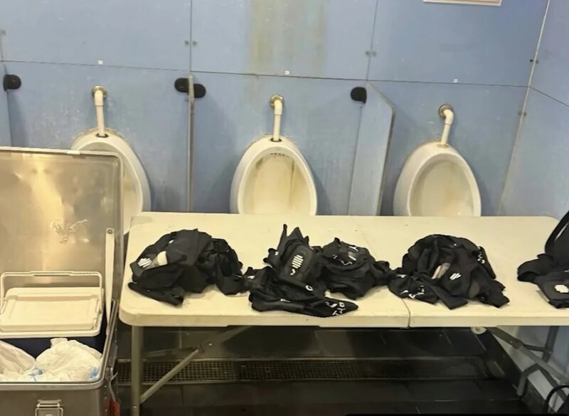 女足獲派男更衣室惹爭議 足總總幹事：安排符合慣例 不明白教練質疑 望日後改進.jpg