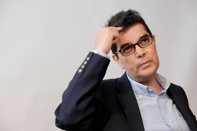 5 David Webb 生前一直致力推動香港企業管治透明度，被譽為「股壇長毛」。.jpg