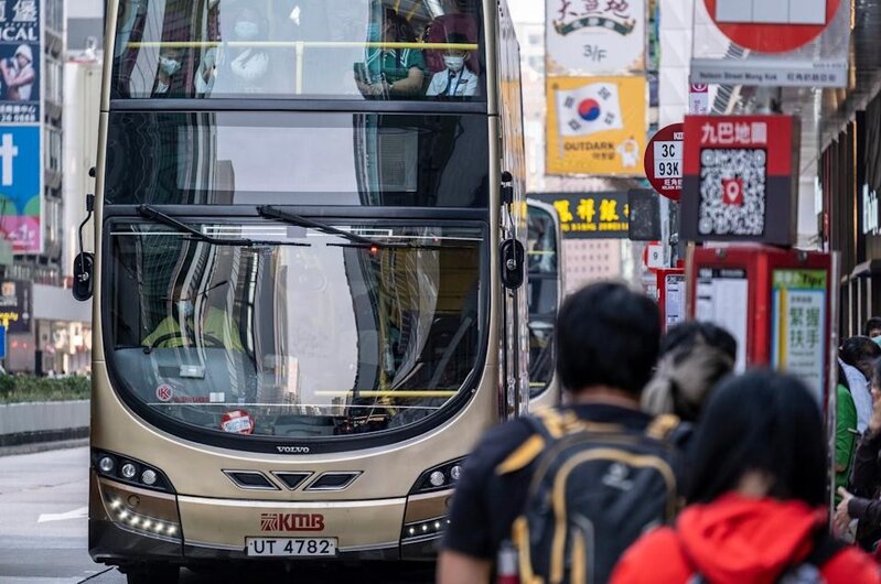 強制戴安全帶｜李家超稱按照 2018 年建議 當年報告內容：未提強制安裝及要求乘客佩戴.jpg