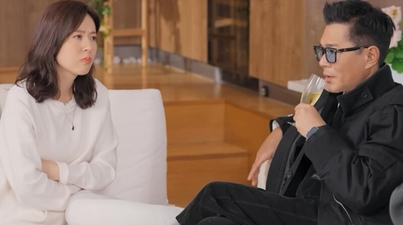 5 古天樂邊喝酒邊與兩位主持暢談，期間更大讚氣氛像《今夜不設防》。.jpg