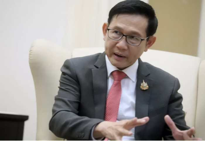 泰國能源部長阿塔蓬（Auttapol Rerkpiboon）.png