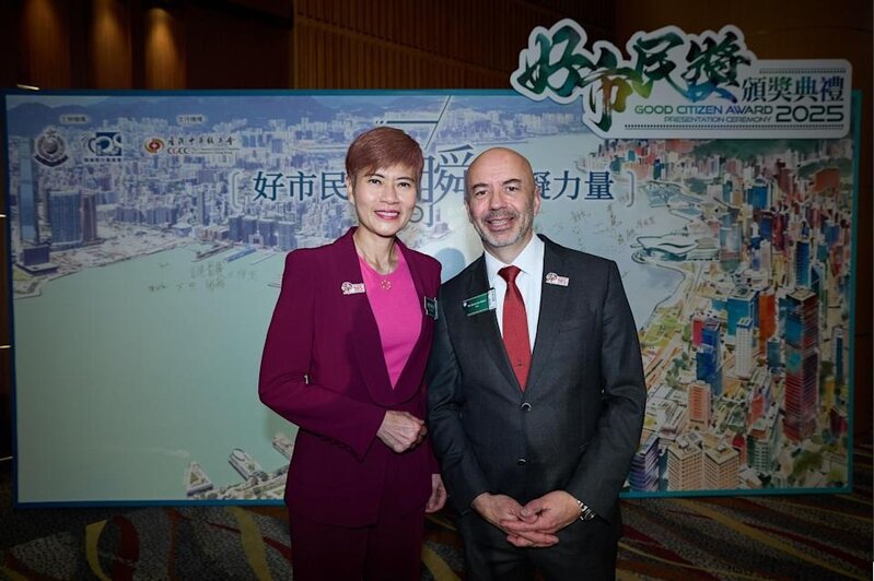 3 左：屈臣氏集團行政總裁倪文玲博士；右：屈臣氏集團歐洲健康與美容業務行政總裁 Ed .jpg