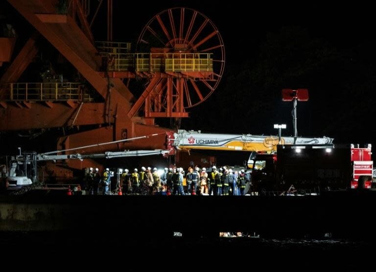 日本川崎市發生鷹架倒塌 3人重傷1失蹤.jpg