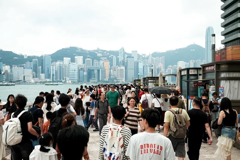 黃金周訪港旅客119萬人次按年升8% 內地旅客101萬人次增一成 酒店入住率整體達90%.jpg