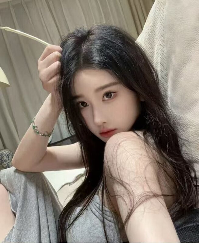 妍妍.jpg