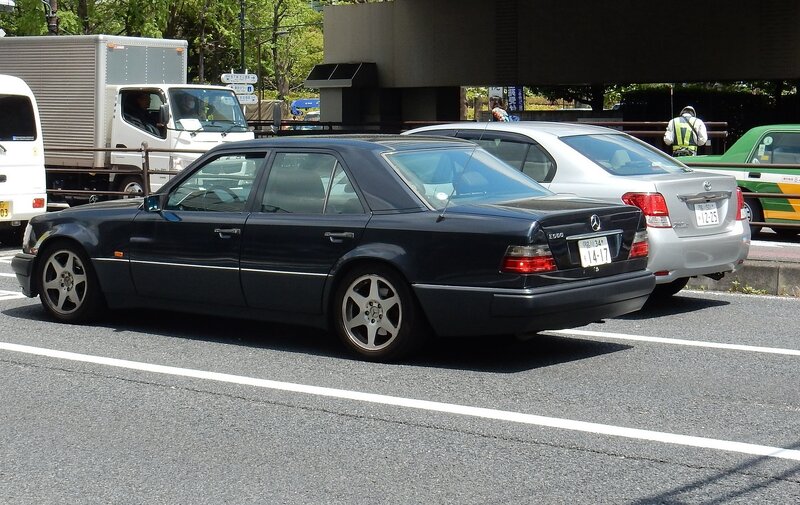 34002029943_92b7fbf9c5_k.jpg