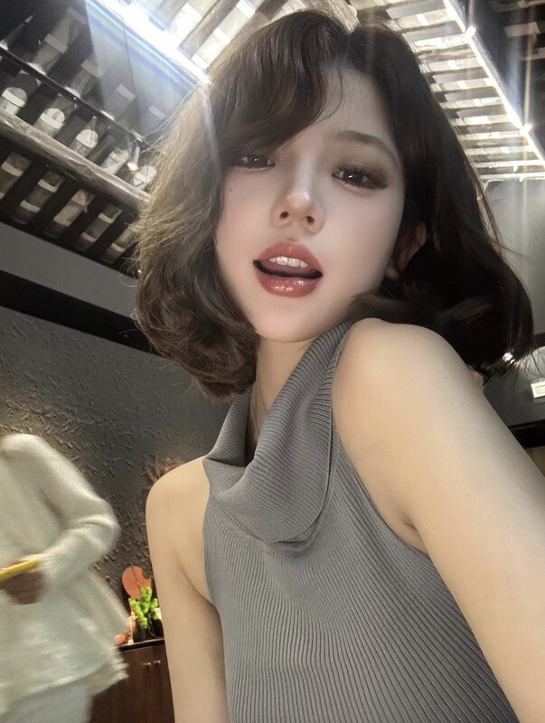 玲玲.jpg