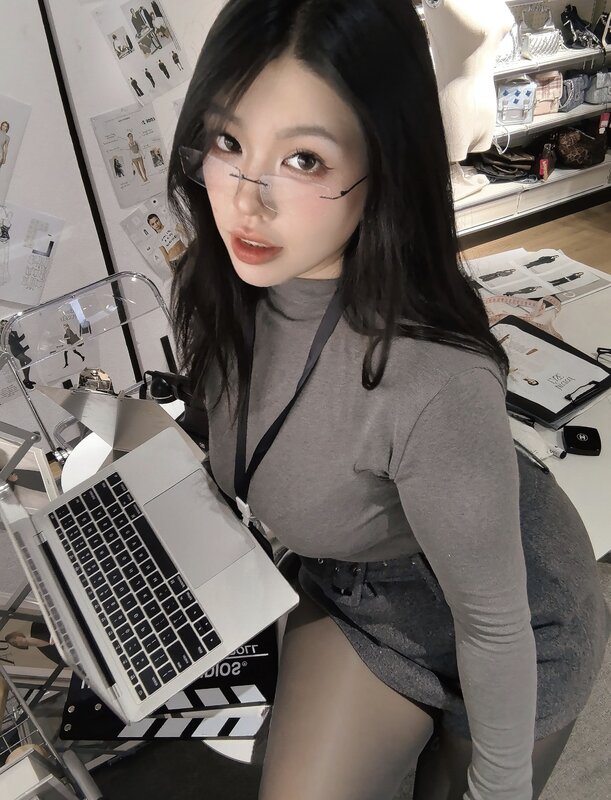 Lily.jpg