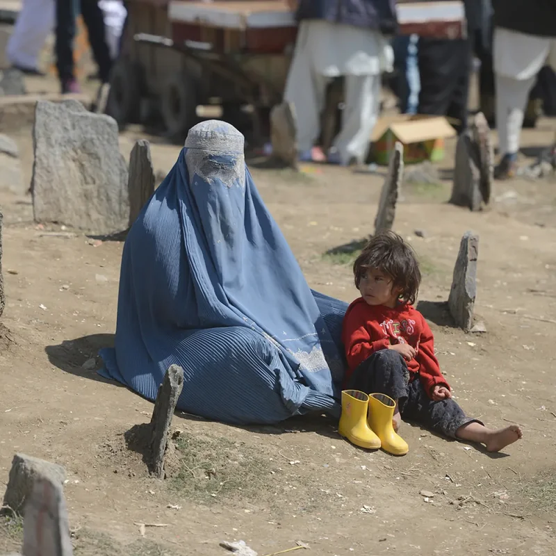 burqa-taliban-massoud-hossaini-1.webp