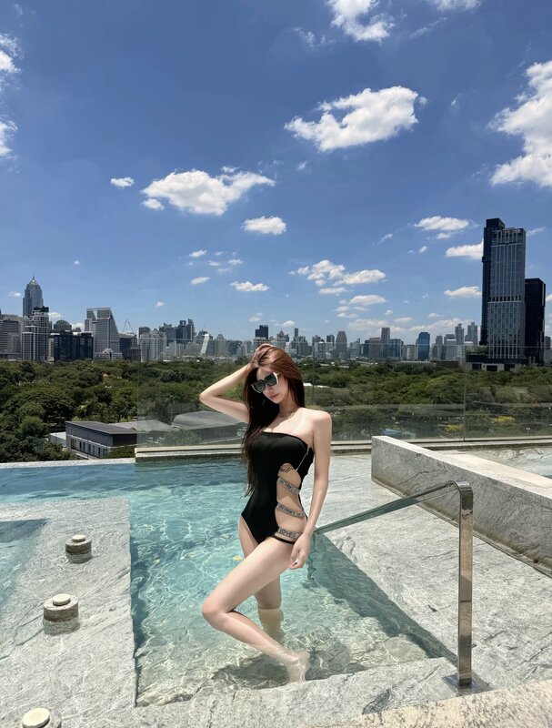小泽4.jpg