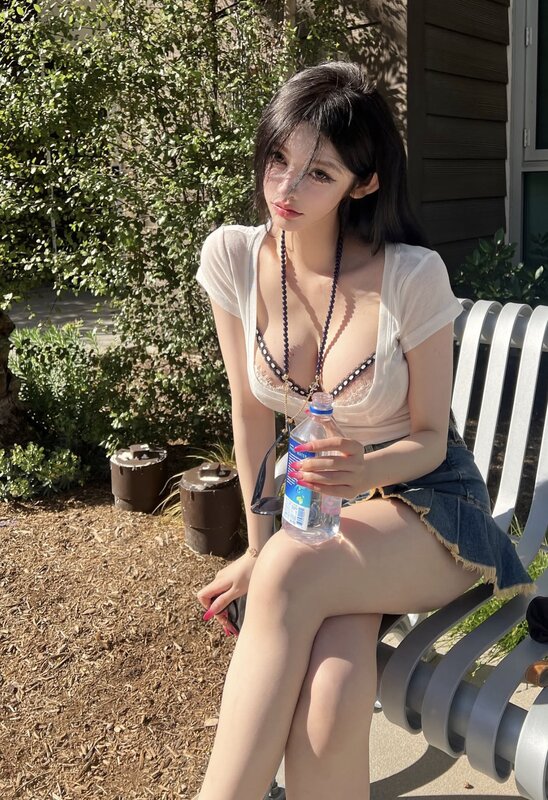 Molly.jpg