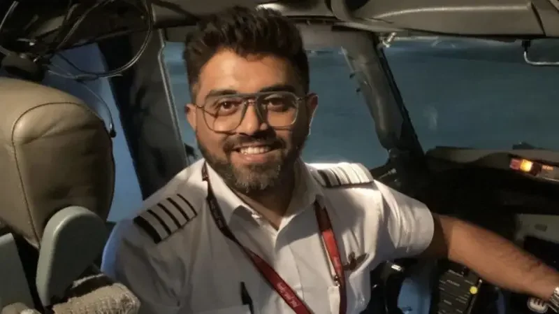 機長斯米特·馬赫查爾（Smit Machchhar）.jpg.webp