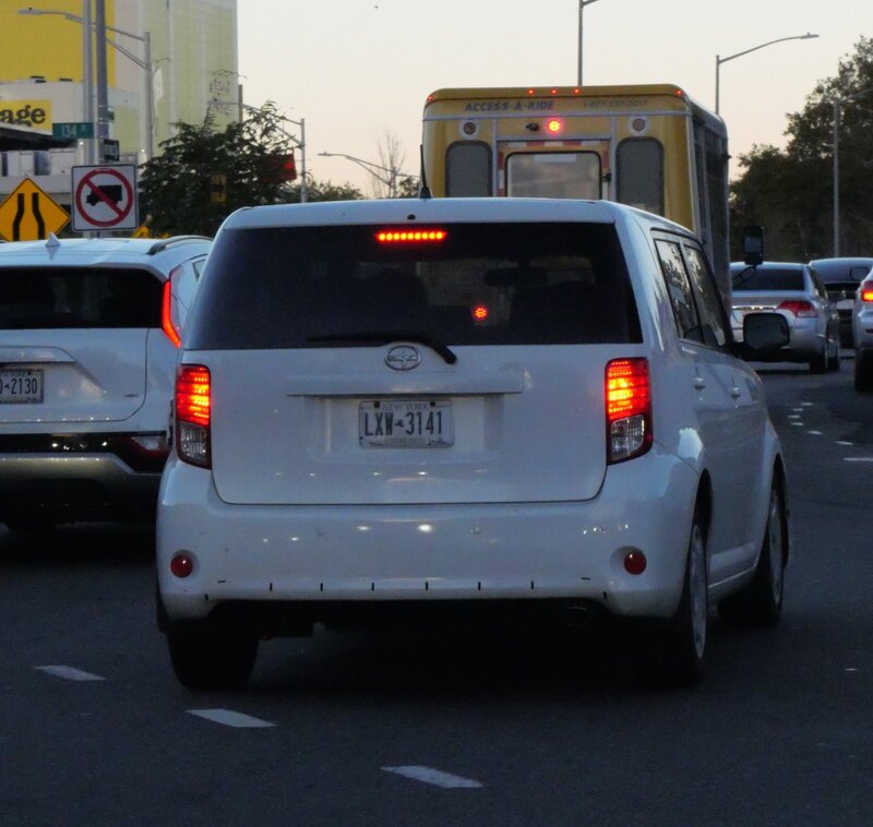 34175457.jpg