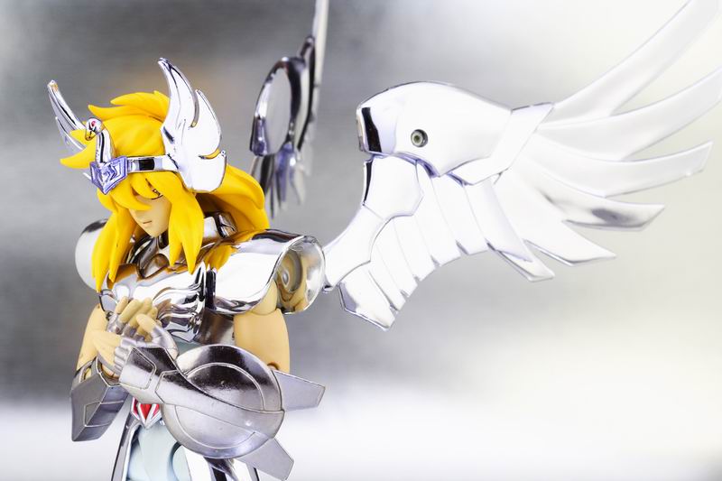 最終青銅白鳥聖衣 冰河01.jpg