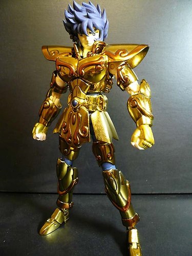 最終青銅聖衣 鳳凰座 一輝06.jpg