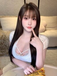 ❤口爆台灣妹正宗莞式一条龍❤️美少女，吹到雪雪聲，雙手又不停地摸袋底，玩蛋蛋，感覺好痕癢，又刺激，到鳩硬如鐵，