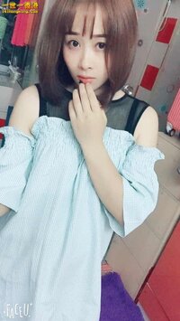 良士水療靚女技師Candy玩得放又投入，仲有個姊妹可試吓雙飛