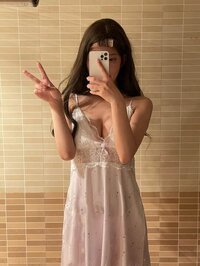 00後生靚妺  前凸後翹  服務貼心主動 至今無人訓服 渴望被哥哥訓服