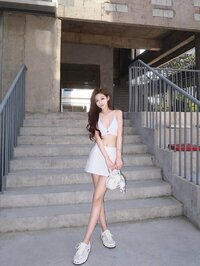出街回頭率100%，連我自己行出去都想回頭望多眼。約過一次就會想再約，絕對值得
