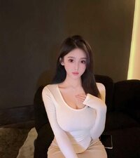 💗: 69高挑陀地妹💗❤️ 、環保吹、毒龍鑽，好玩到令人回味無窮！鮮鮑窄窄，多汁多水，少見嘅惹火尤物，極品之中嘅極品