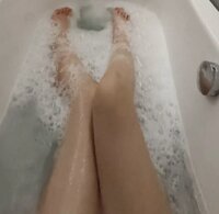 青春無敵，唔笑由至可，一笑就甜到漏，真係人見人愛